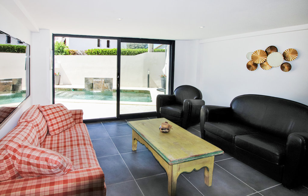 Provence Location Chambre D Hotes Luxe Luberon Avec Piscine Privee