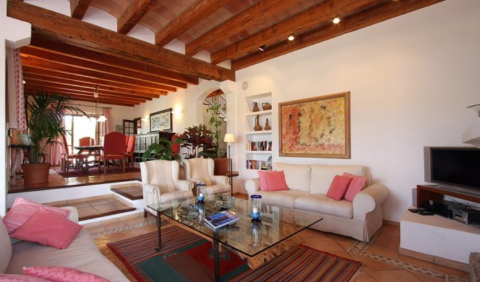 Iles Baléares Location villa luxe  Majorque Pollença piscine chauffée vue mer