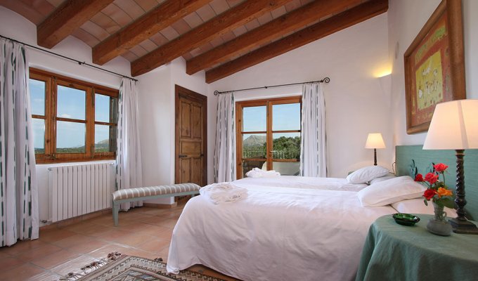 Iles Baléares Location villa luxe  Majorque Pollença piscine chauffée vue mer