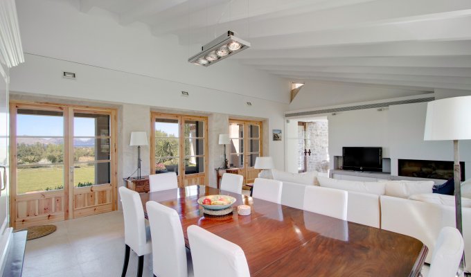 Iles Baléares Location villa luxe à Majorque Alcudia piscine chauffée vue baie