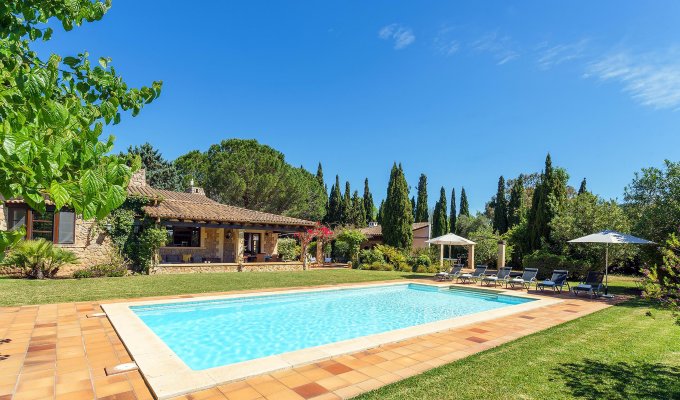 Iles Baléares Location villa luxe Majorque Pollença piscine chauffée vue montagne