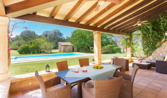 Iles Baléares Location villa luxe Majorque Pollença piscine chauffée vue montagne