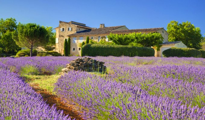 Provence location villa luxe Luberon avec piscine privee chauffee