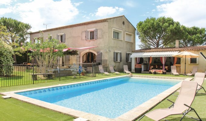 Avignon location villa luxe Provence avec piscine privee chauffee