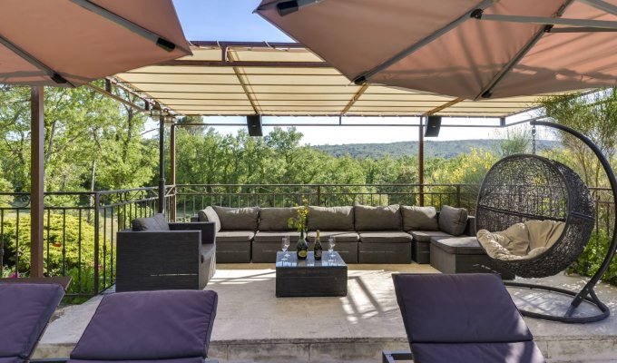 Provence location villa luxe Luberon avec piscine privee chauffee et jacuzzi