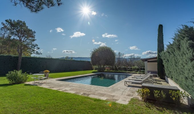 Provence location villa luxe Luberon avec piscine privee chauffee