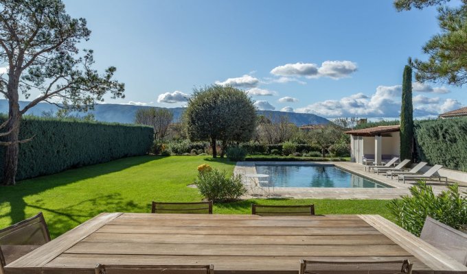 Provence location villa luxe Luberon avec piscine privee chauffee