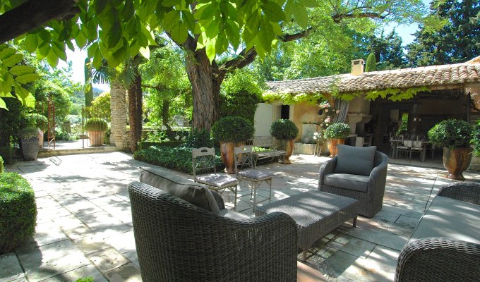 Location Mas Luxe Luberon Provence piscine privée et chauffée