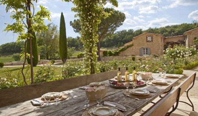 Provence location villa luxe Luberon avec piscine privee chauffee & personnel