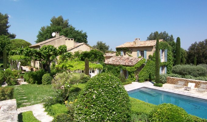 Location villa luxe Saint Remy de Provence avec piscine privee