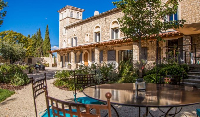 Location villa luxe  Saint Remy de Provence avec piscine privee chauffee