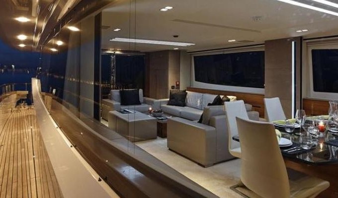 Location Yacht Luxe Marseille avec equipage