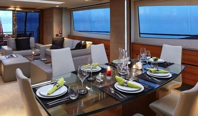 Location Yacht Luxe Marseille avec equipage