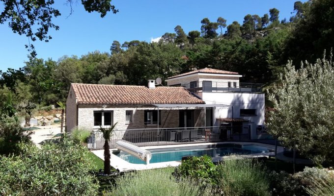 Aix en Provence location villa luxe Provence avec piscine privee chauffee et jacuzzi