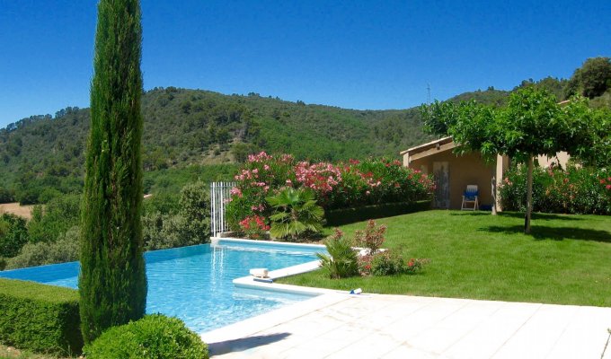 Greoux les Bains location villa luxe Provence avec piscine privee