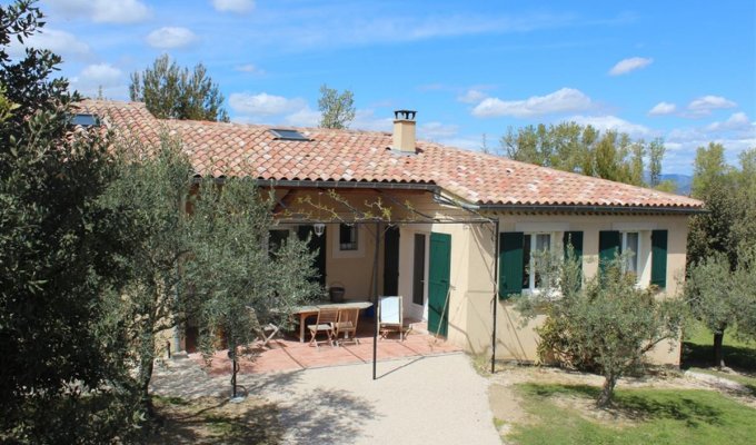 Mont Ventoux location villa Provence avec piscine chauffee et spa