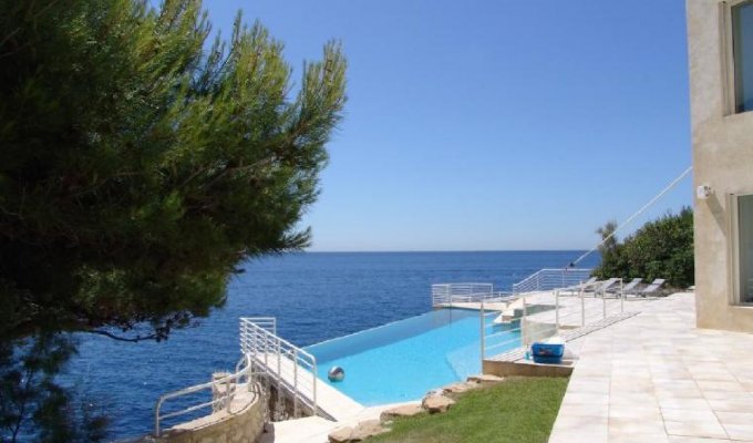 Cassis location villa luxe Provence avec piscine privee et personnel, vue mer