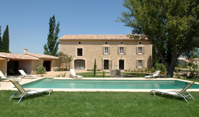 Provence location villa luxe Luberon avec piscine privee chauffee à Gordes