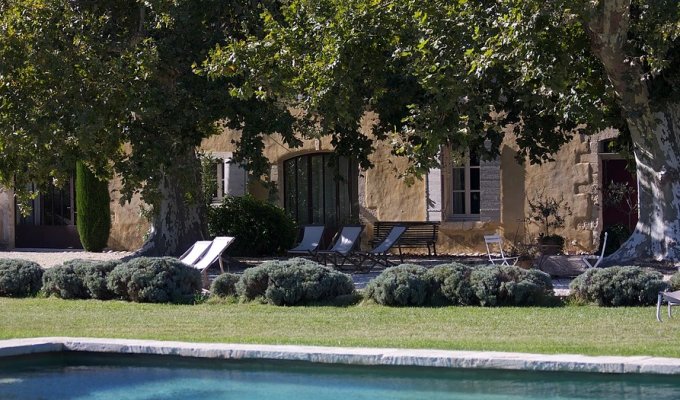 Avignon location villa luxe Provence avec piscine privee