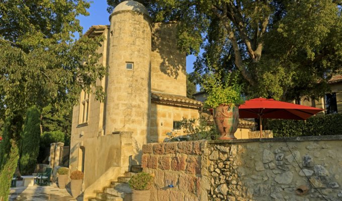 Location villa luxe Saint Remy de Provence avec piscine privee & personnel