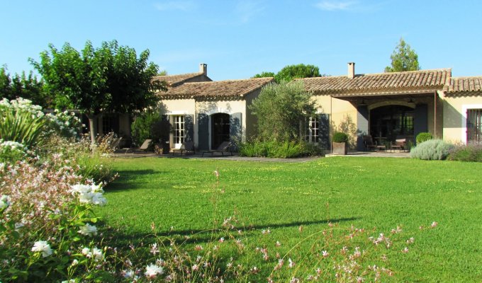 Location villa luxe Saint Remy de Provence avec piscine privee