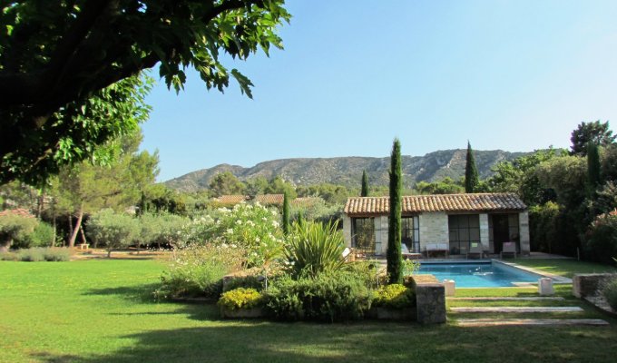 Location villa luxe Saint Remy de Provence avec piscine privee