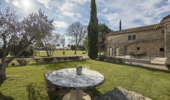 Location villa luxe Saint Remy de Provence avec piscine privee chauffee et personnel