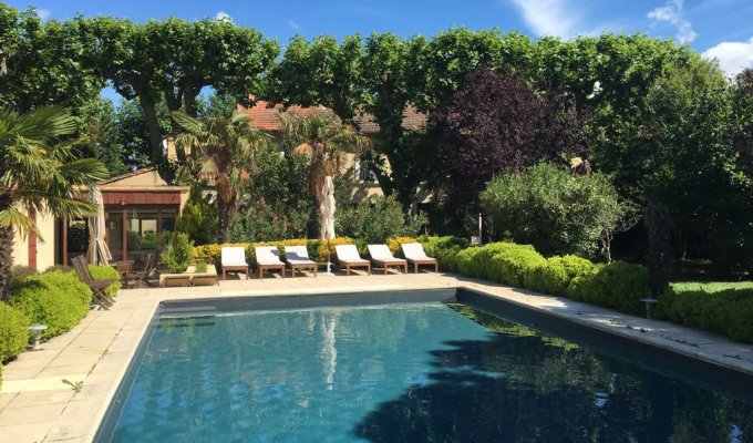 Avignon location villa luxe Provence avec piscine privee