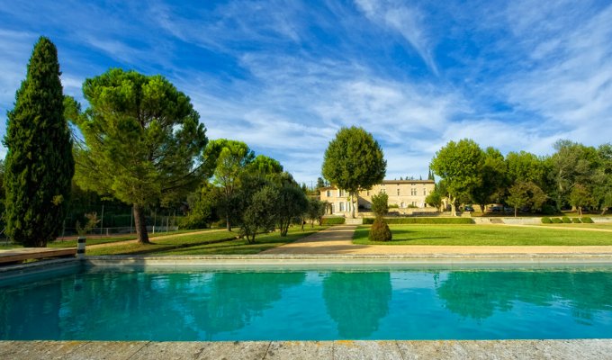 Enclave des Papes location villa luxe Provence avec piscine privee