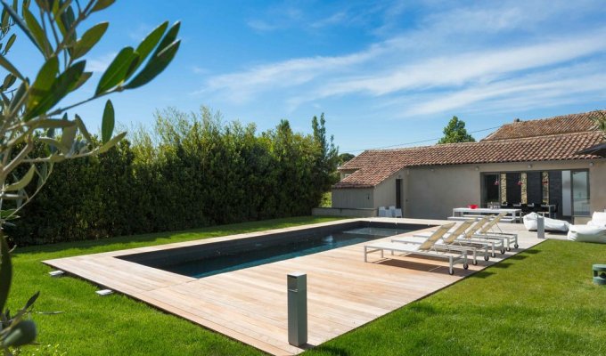 Mont Ventoux location villa luxe Provence avec piscine privee chauffee