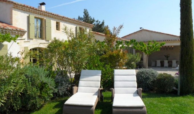 Location villa luxe Saint Remy de Provence avec piscine privee chauffee