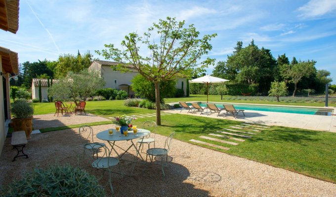 Location villa luxe Saint Remy de Provence avec piscine privee chauffee et tennis