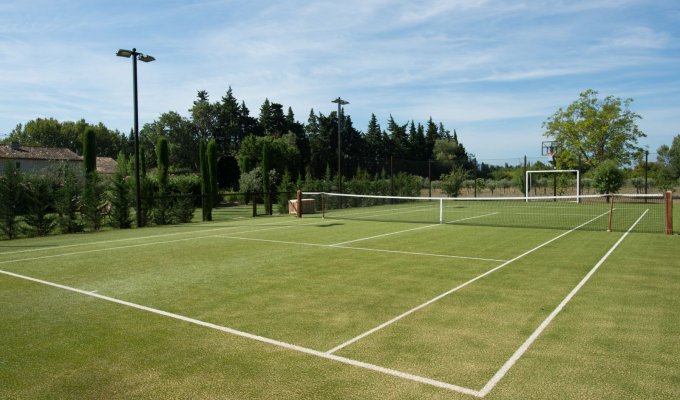 Location villa luxe Saint Remy de Provence avec piscine privee chauffee et tennis