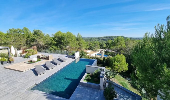Languedoc location  villa de luxe Montpellier avec piscine privée