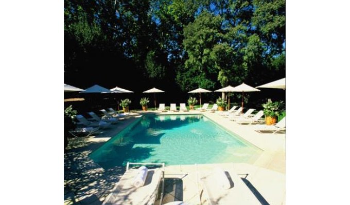 Avignon location villa luxe Provence avec piscine privee & personnel