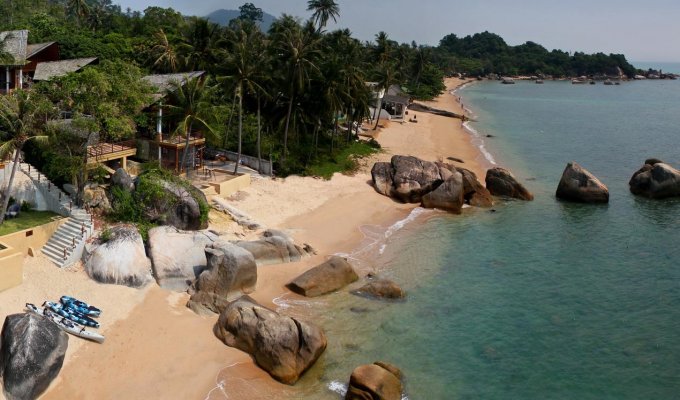 Thailande Location Villa Koh Samui en bord de mer avec piscine et accès à la plage privée