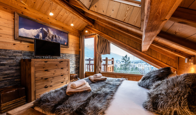 Location Chalet Luxe Serre Chevalier pied des pistes spa sauna services conciergerie