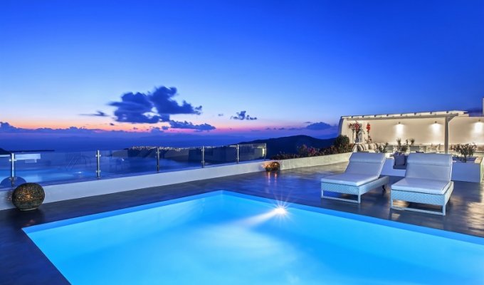 Grece Location Villa de Luxe Santorin vue mer avec piscine privée