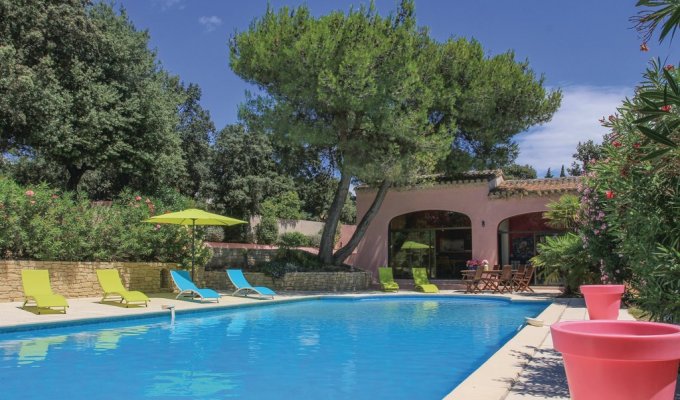 Location Villa  Avignon Provence Piscine Privee