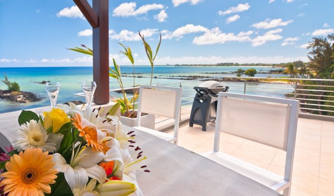 Location Penthouses en bord de mer Ile Maurice à Trou aux Biches avec magnifique vue sur la mer et piscine commune