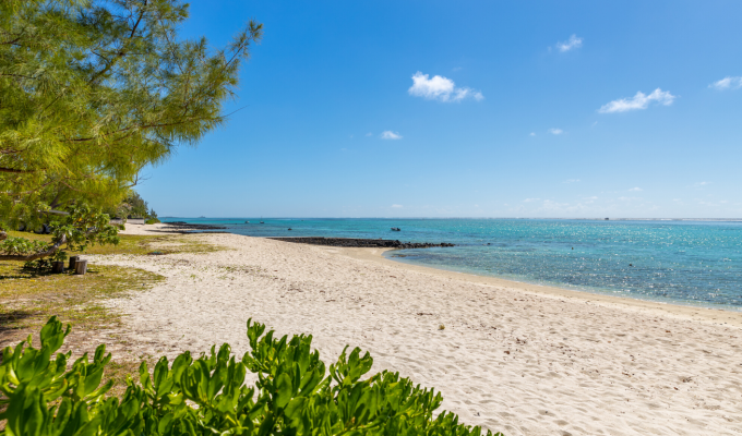 Location villa Ile Maurice sur la plage de Pointe d'Esny dans le sud-est et proche du village de Mahébourg