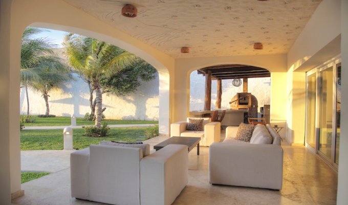 Yucatan - Riviera Maya Location villa de Luxe à Puerto Morelos en front de mer avec piscine privée et personnel