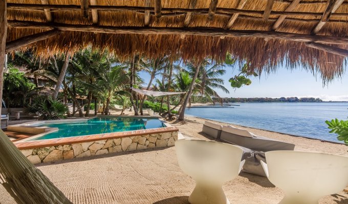 Yucatan - Riviera Maya Location villa de Luxe à Puerto Aventuras en front de mer avec piscine privée chauffée et personnel