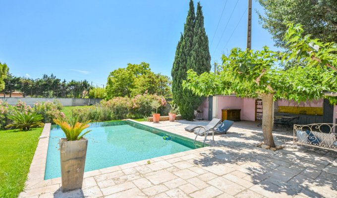 Location Villa Saint Remy de Provence Alpilles piscine privee