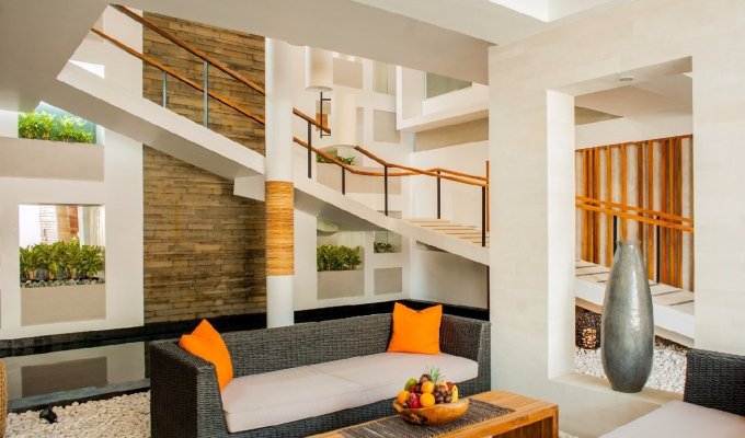 Location villa Bali Seminyak piscine privée à 500m de la plage et avec personnel
