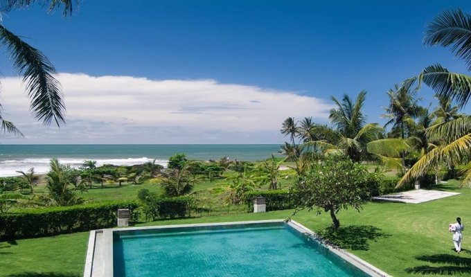 Indonesie Bali Location Villa Canggu en bord de mer avec piscine privée et personnel