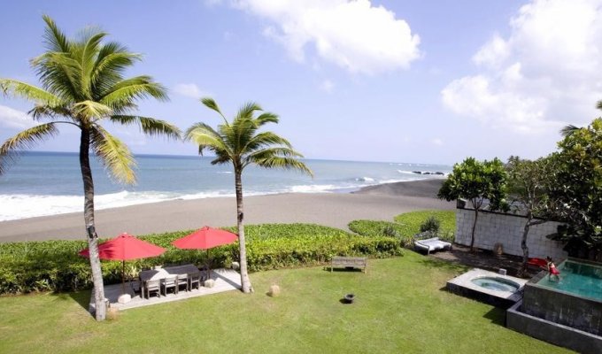 Indonesie Bali Location Villa Canggu en front de mer avec jacuzzi et personnel