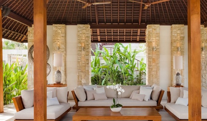 Indonesie Bali Location Villa Canggu à 5mins de la plage de Berawa et avec personnel