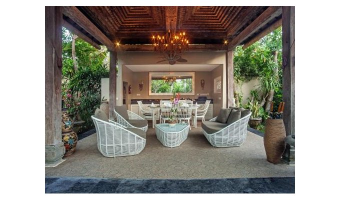 Indonesie Bali Location Villa Canggu à 60m de la plage de Berawa et avec personnel