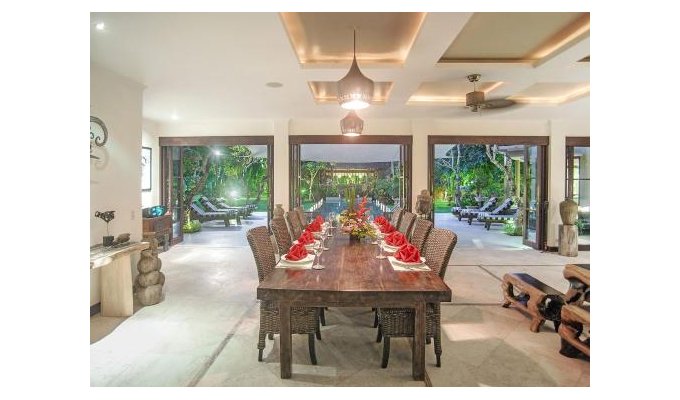 Indonesie Bali Location Villa Canggu à 60m de la plage de Berawa et avec personnel